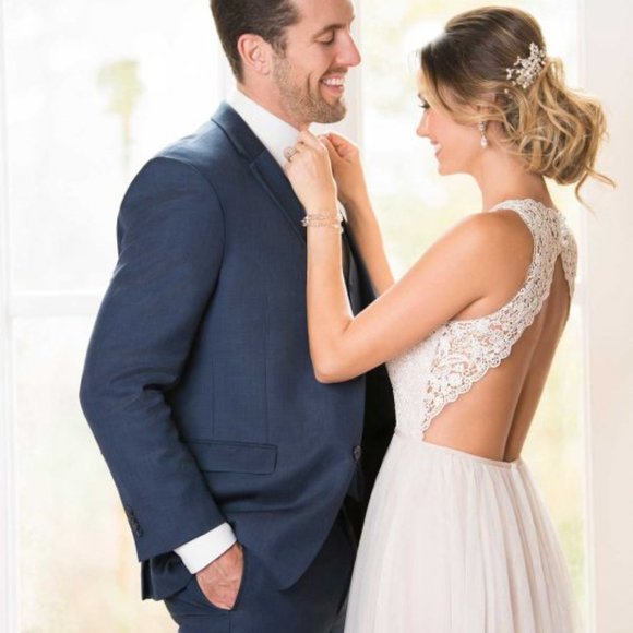 NEW Stella York for Essense of Australia Blush Lace Halter Wedding Dress Size 2 - Picture 4 of 11